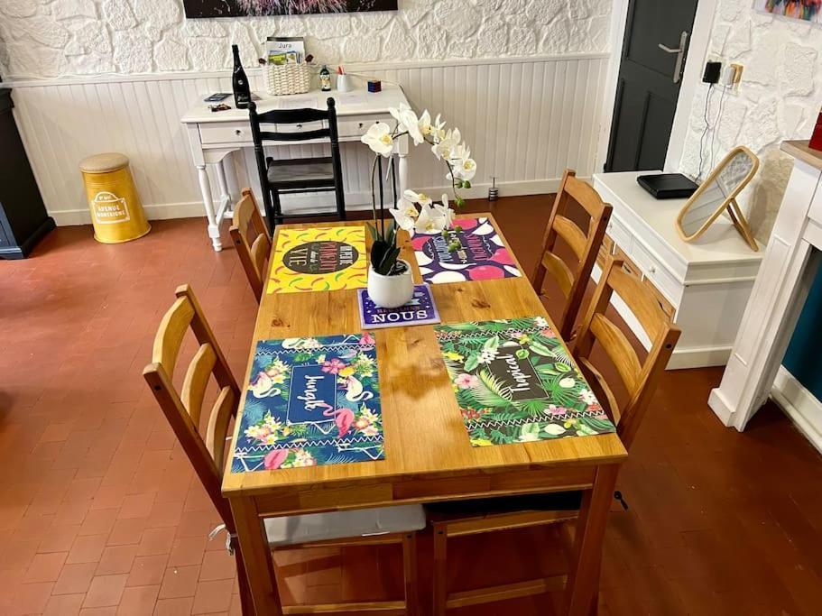 Dole : L Atelier Des Reves Apartment Ngoại thất bức ảnh