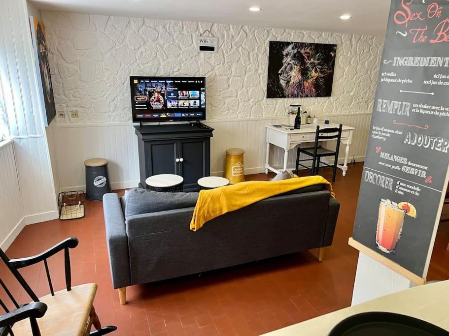Dole : L Atelier Des Reves Apartment Ngoại thất bức ảnh